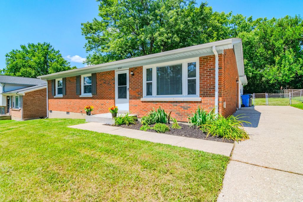 632 Waldo Way, Lexington