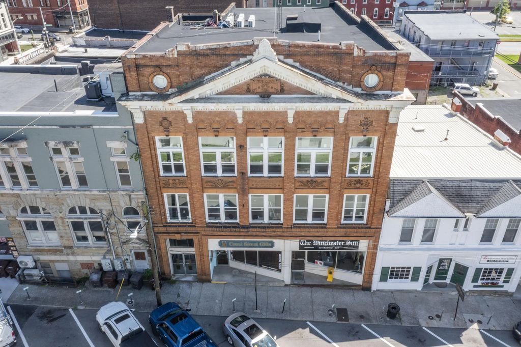 8 Court Street, Winchester