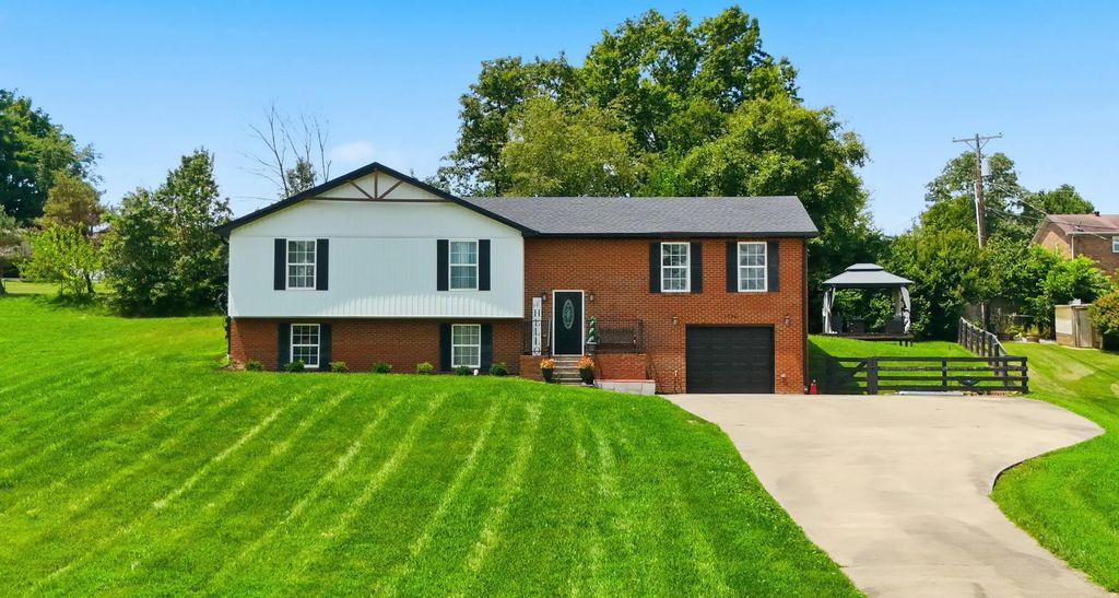 1756 Lancaster Road, Richmond