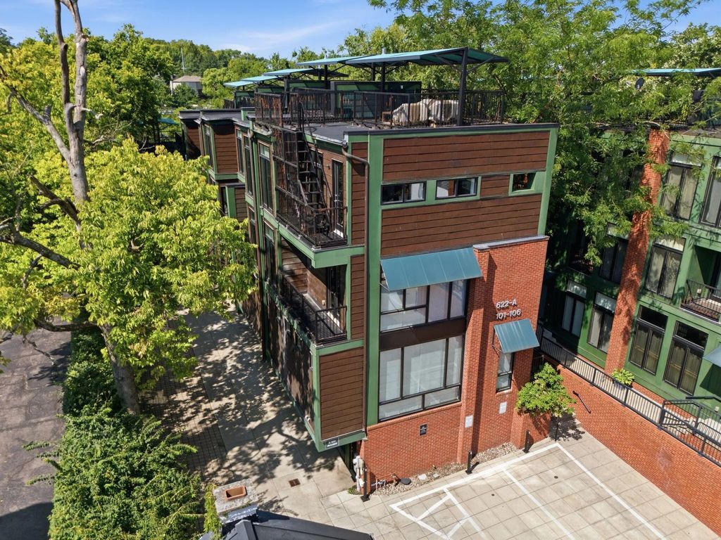 622 W Main Street 102, Lexington