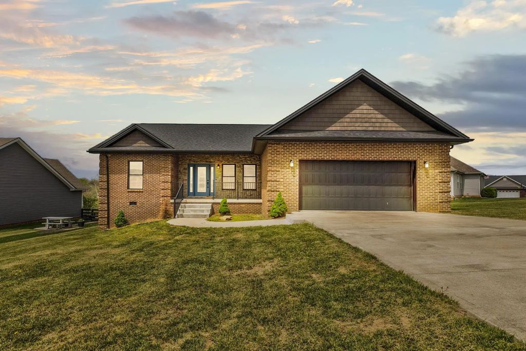 108 Oak View Drive, Mt Sterling