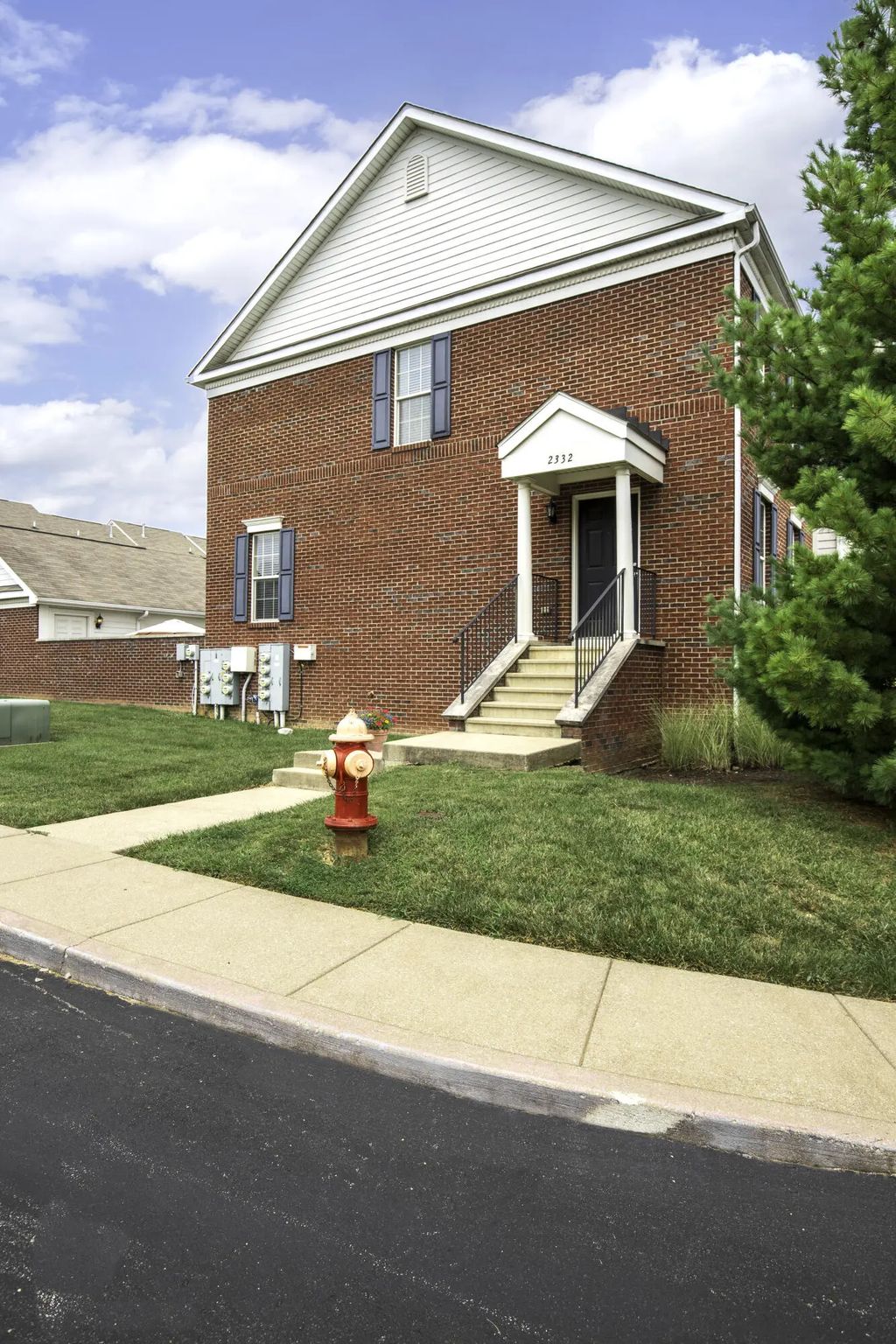 2332 Aristocracy Circle, Lexington