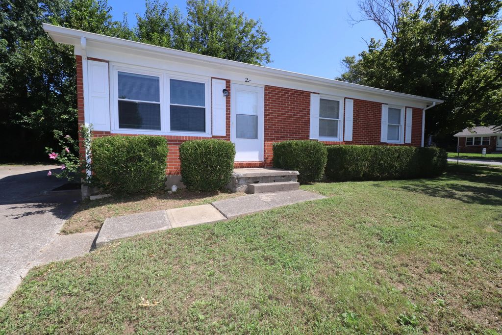 212 Foxwood Drive, Nicholasville