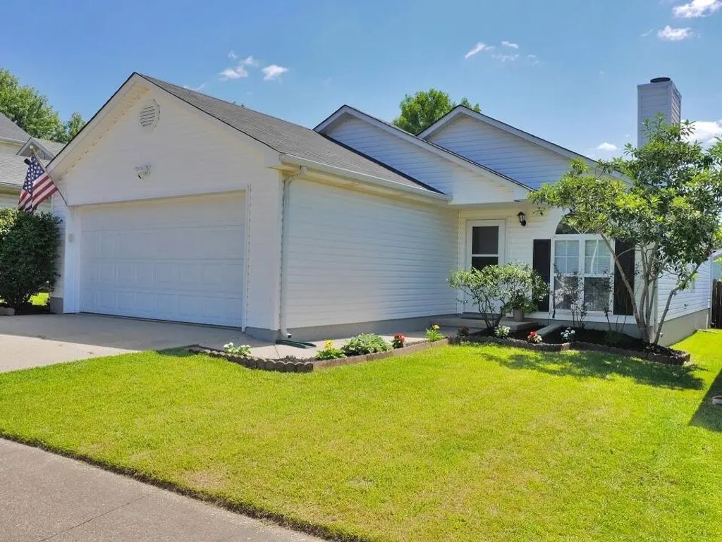 2580 Woodhill Drive, Lexington
