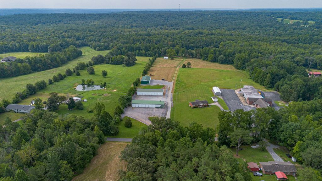 829 Poplar Springs Drive, Murray