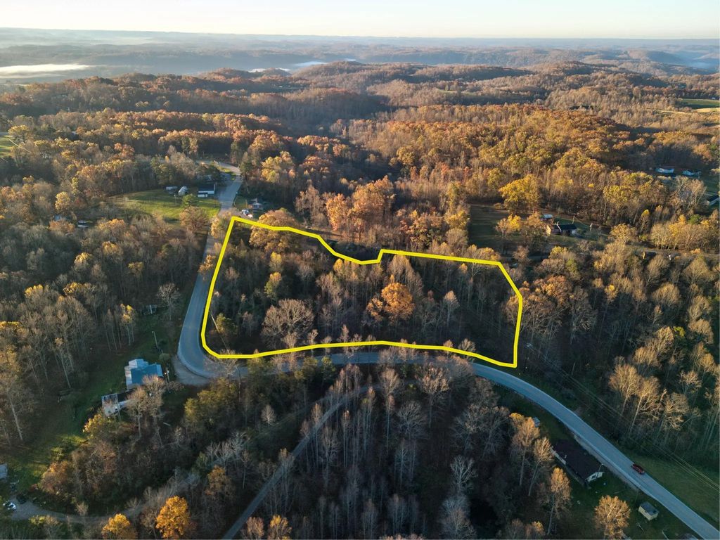 41 41 Belle Point Rd Road, Beattyville