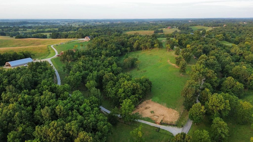 1416 Junction Pike, Berry