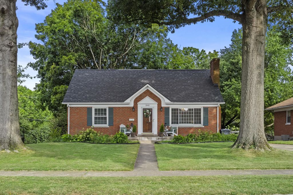 1945 Vicksburg Road, Lexington