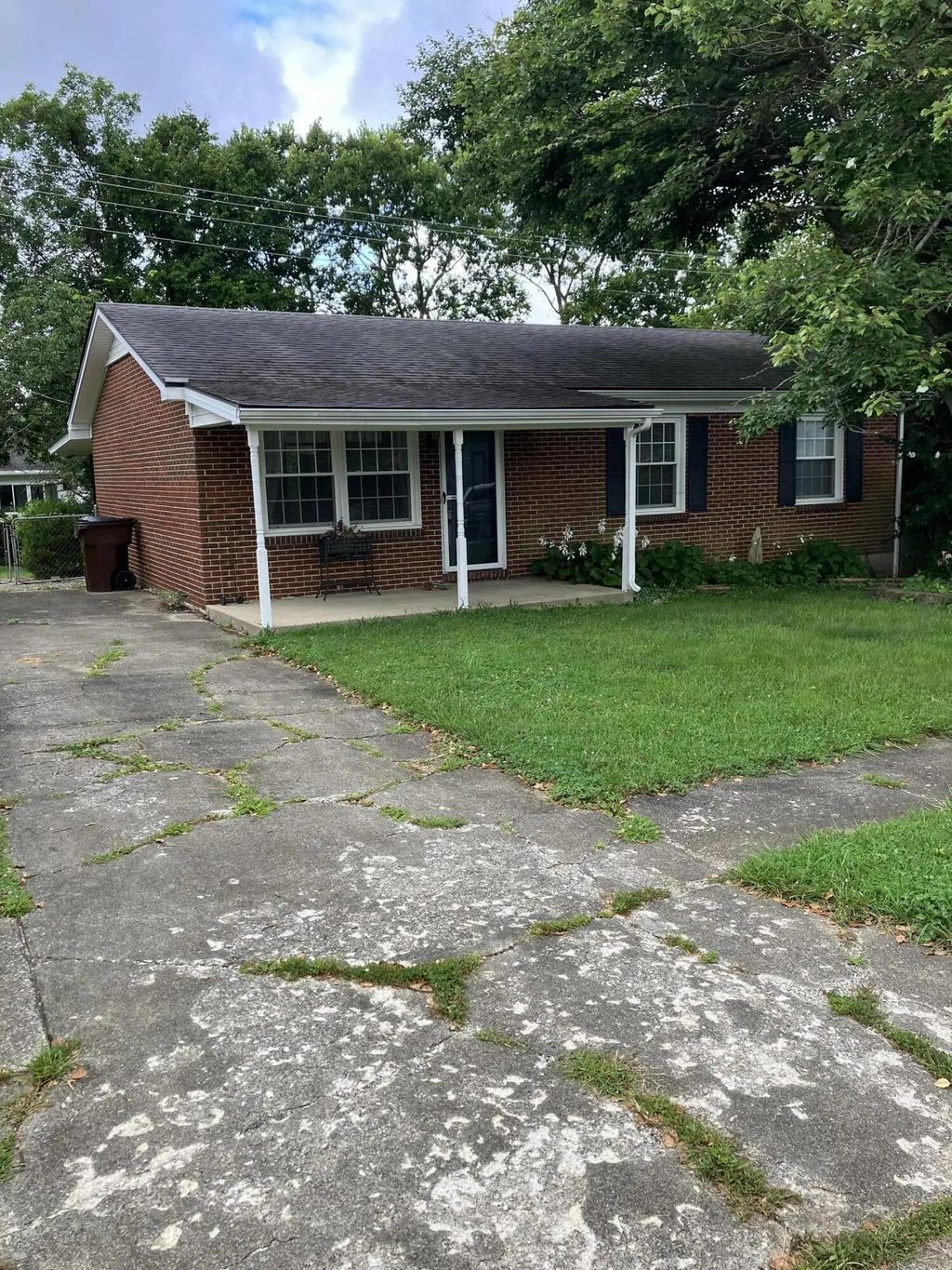 119 Rolling Acres Drive, Nicholasville