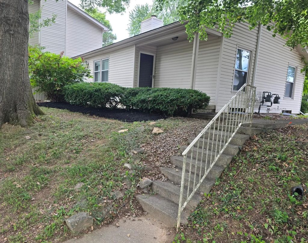 1124 Turkey Foot Road C, Lexington