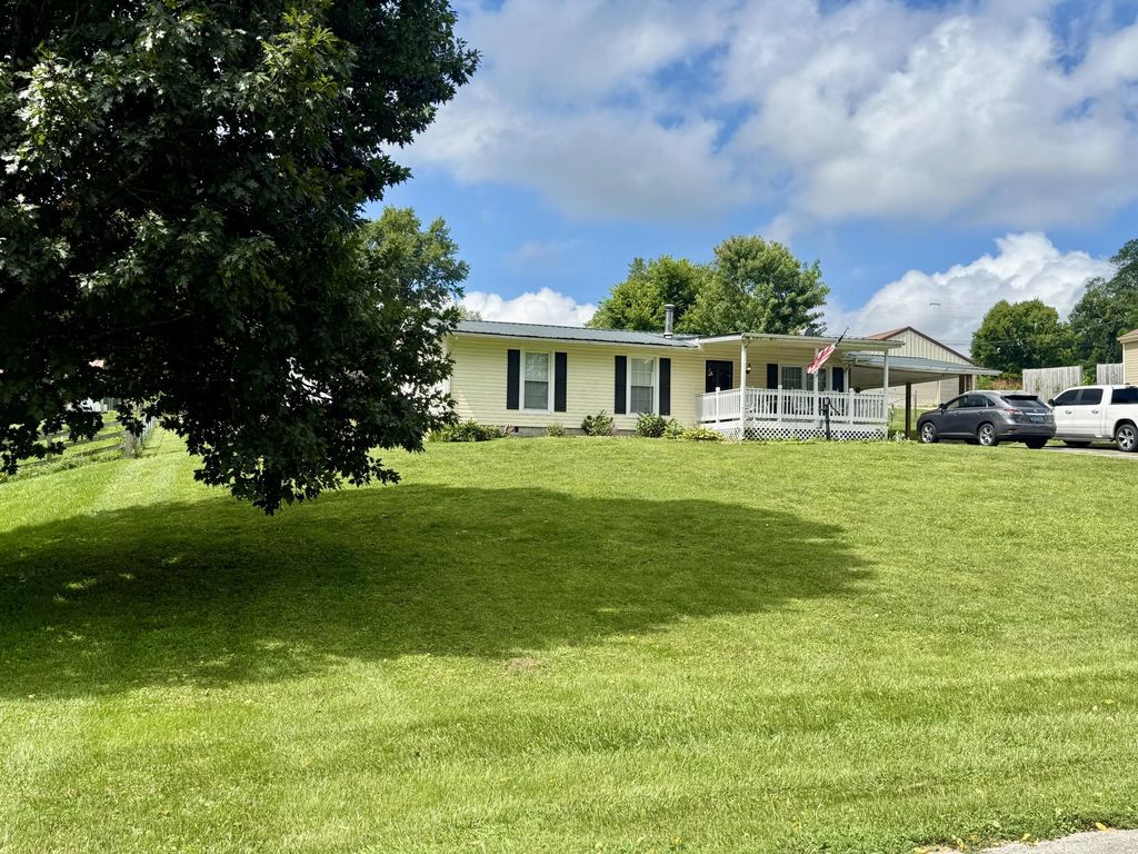 120 Collins Drive, Nicholasville