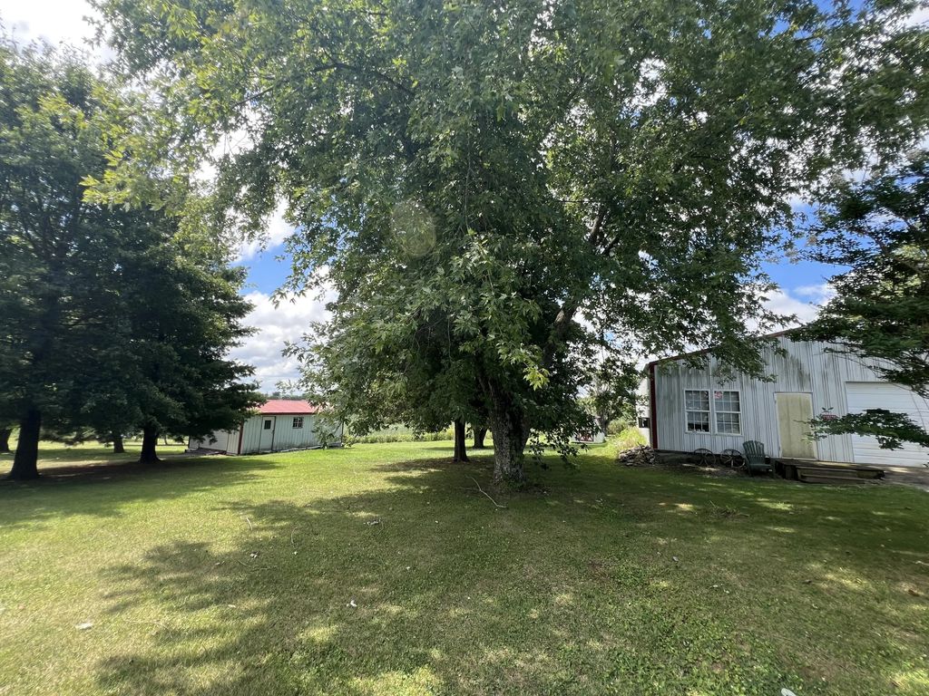 1551 Helena Road, Flemingsburg