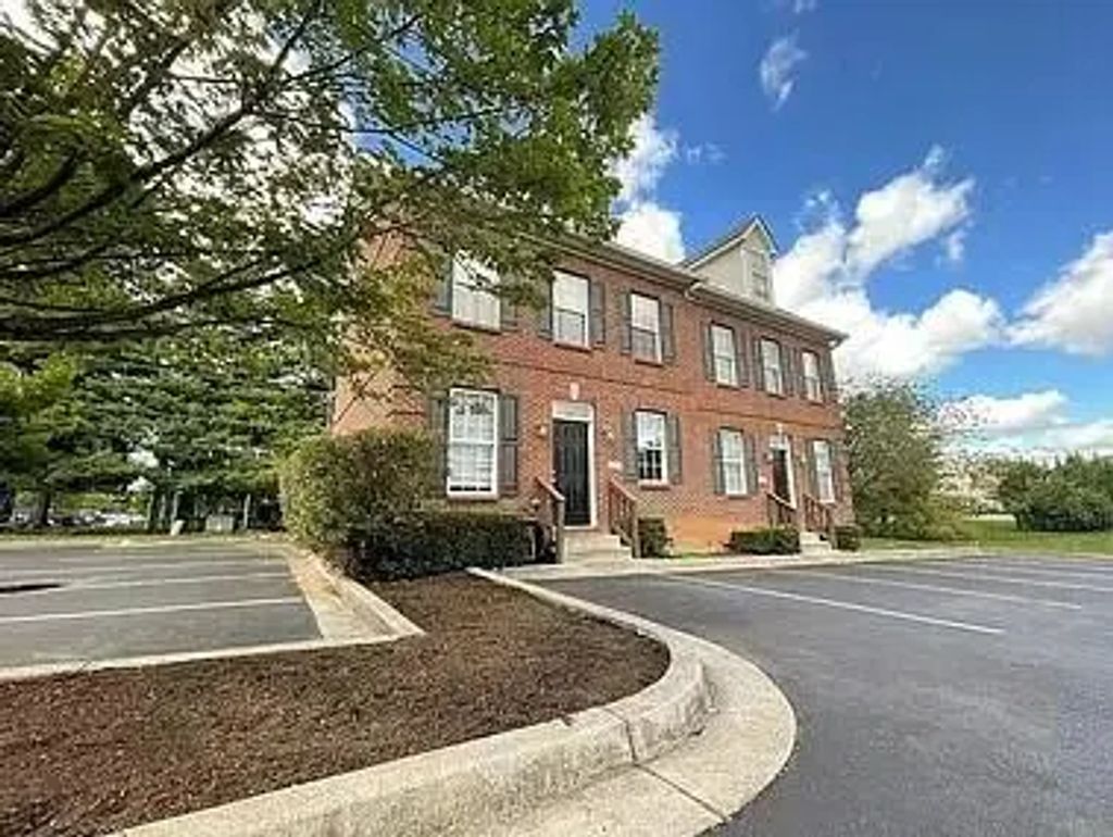 1157 Unity Drive, Lexington
