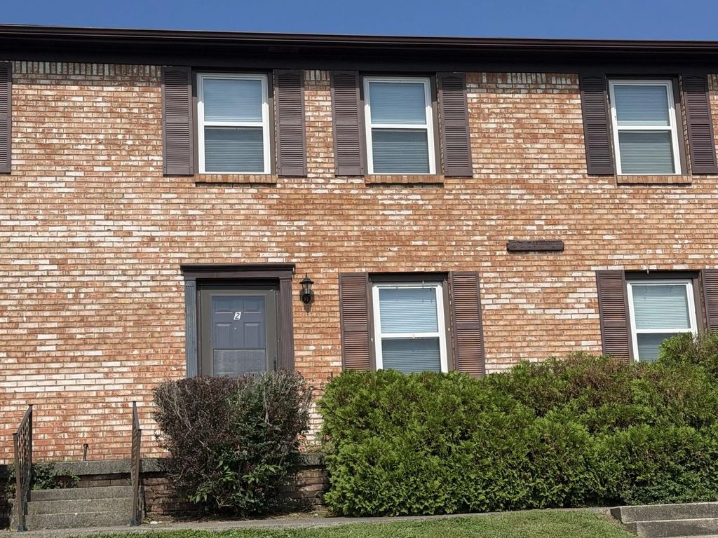 212 Calumet Drive 2, Richmond