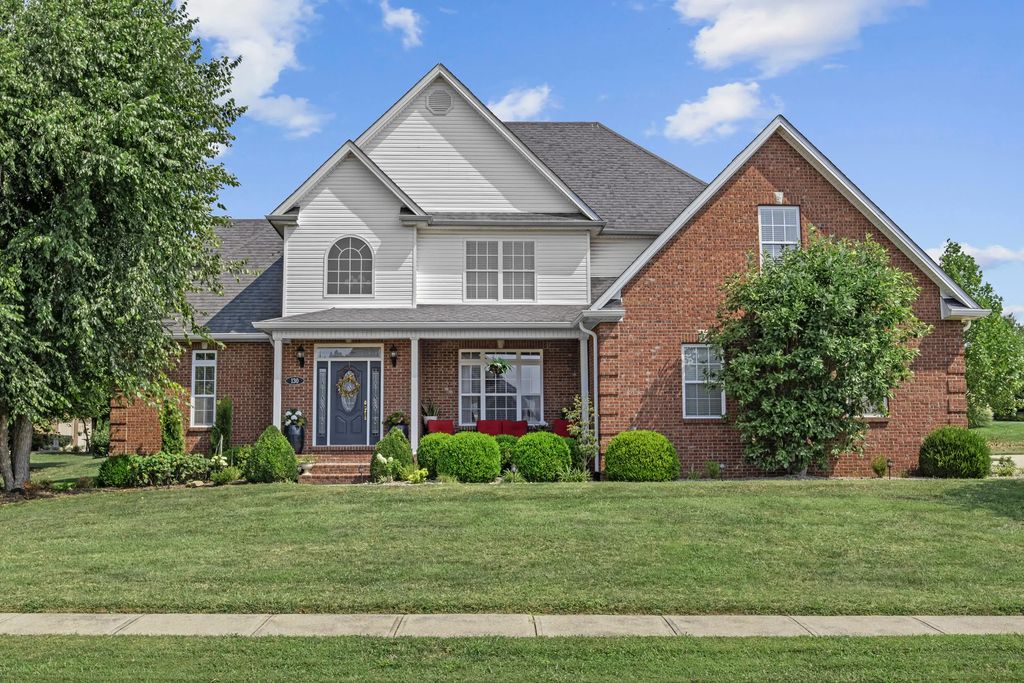 130 Winterberry Circle, Winchester