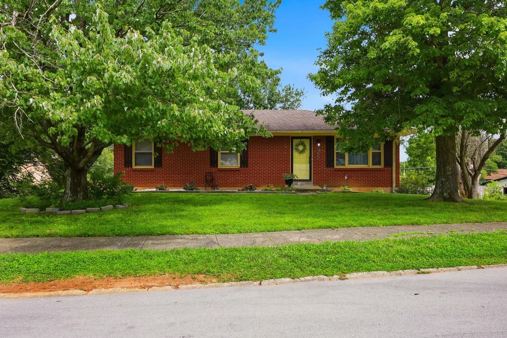 246 Quebec Way, Lexington