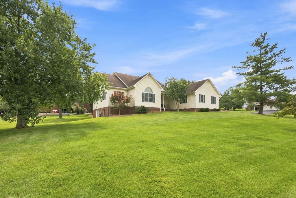 843 Beaumont Avenue, Harrodsburg