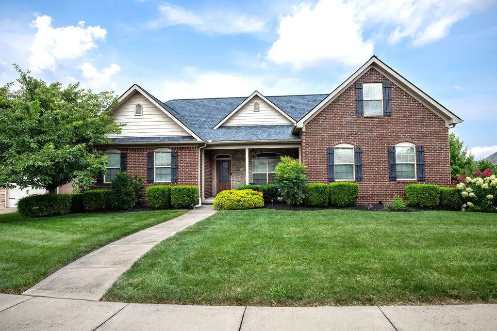 1809 Pascoli Cove, Lexington