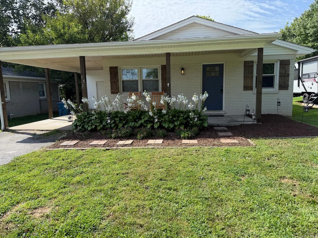 182 W Erskine Drive, Danville