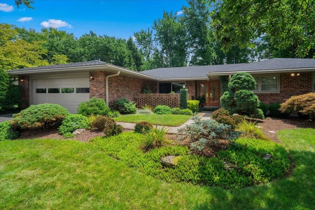 3452 Lannette Lane, Lexington