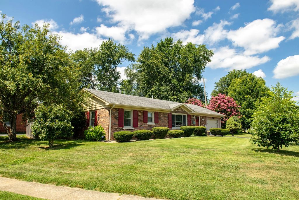 2013 Alexandria Drive, Lexington