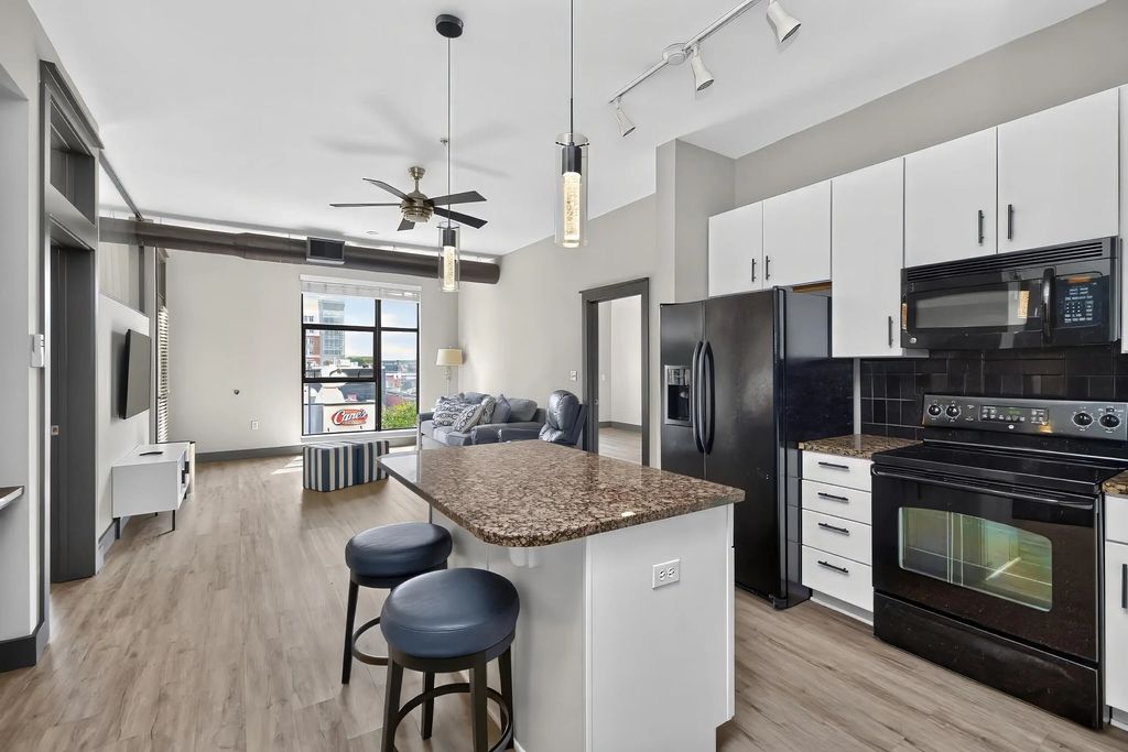 535 S Upper Street 325, Lexington
