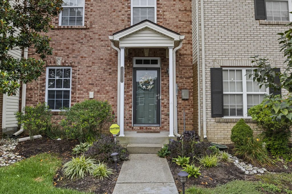 3855 Lochdale Terrace 1105, Lexington