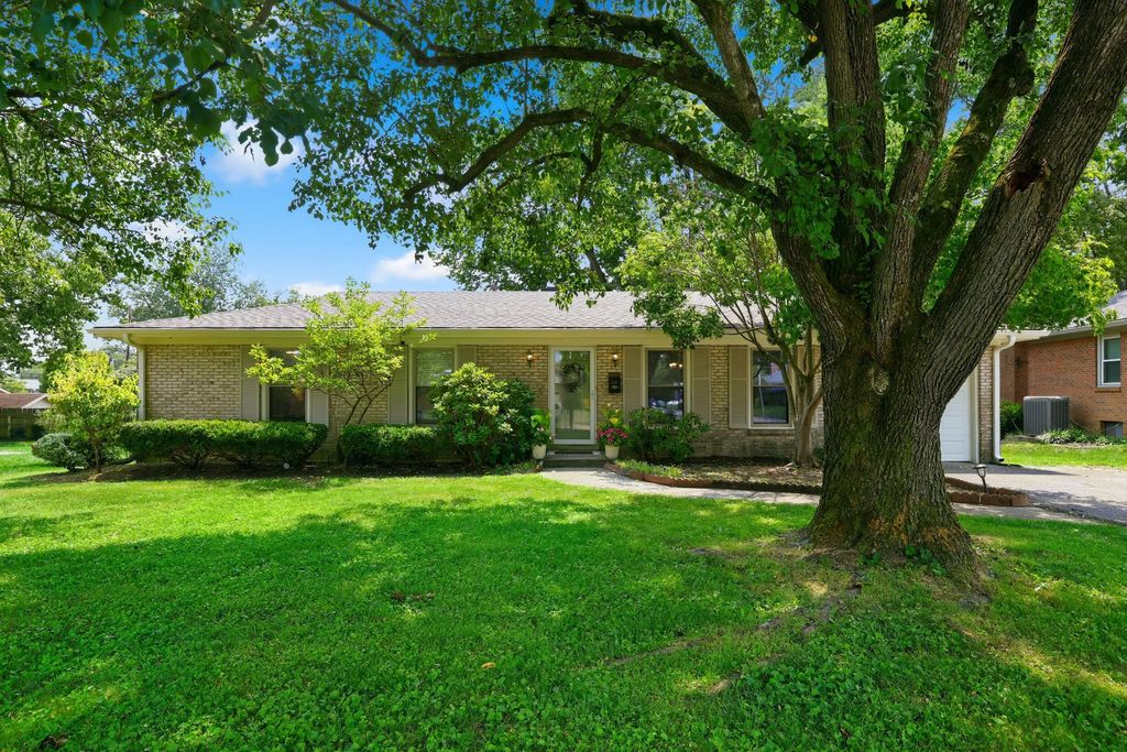 625 Severn Way, Lexington