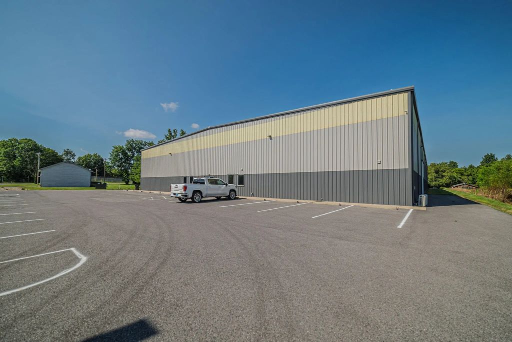 8705 Cairo Road, West Paducah