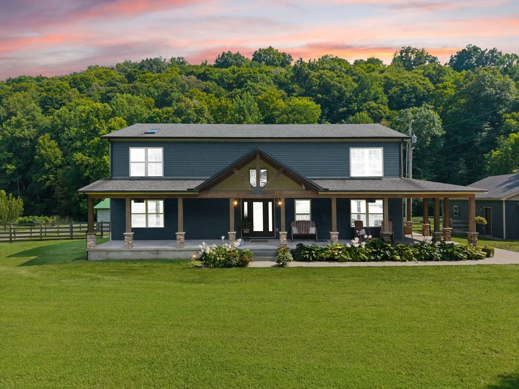 6098 N Wilderness Road, Mt Vernon