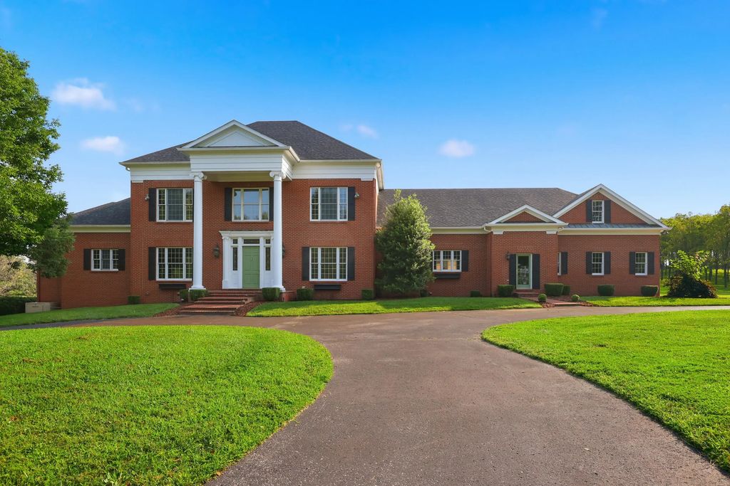 3021 Brookmonte Lane, Lexington