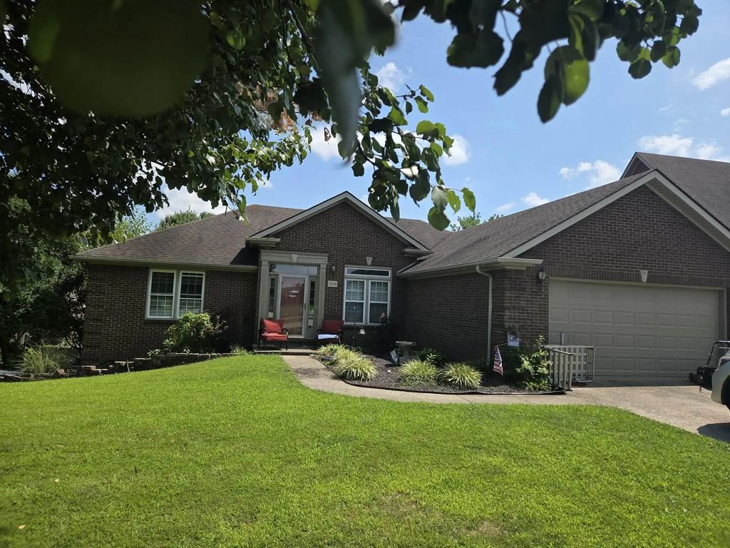 309 Savanna Drive, Richmond