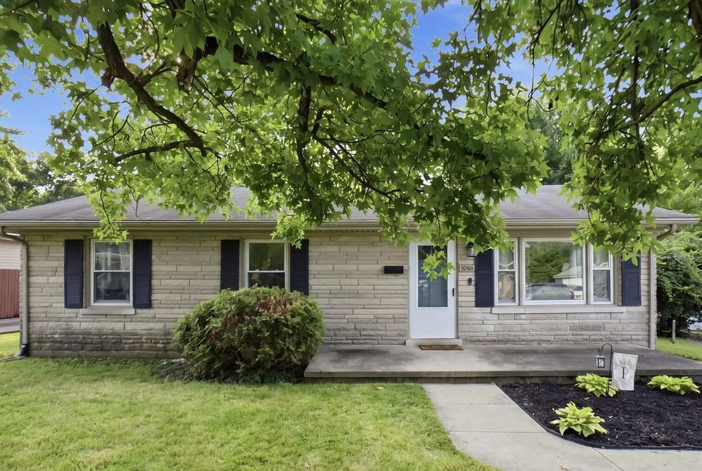 3769 Temple Drive, Lexington