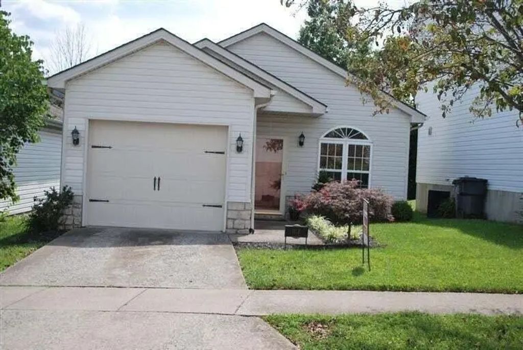 1116 Parliament Way, Lexington