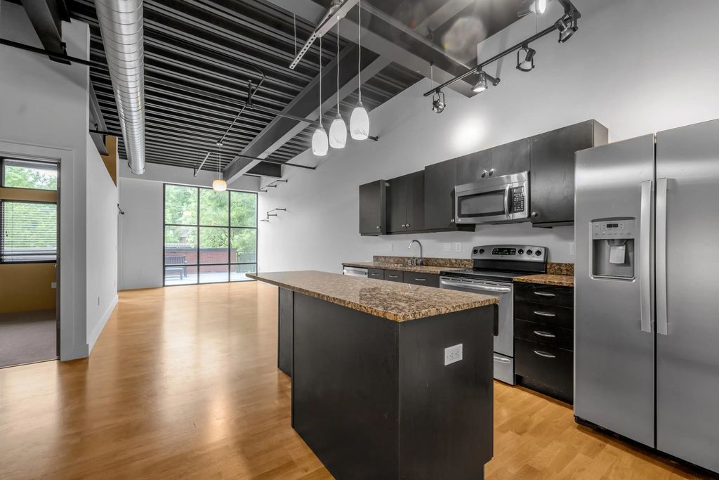 350 E Short Street 211, Lexington