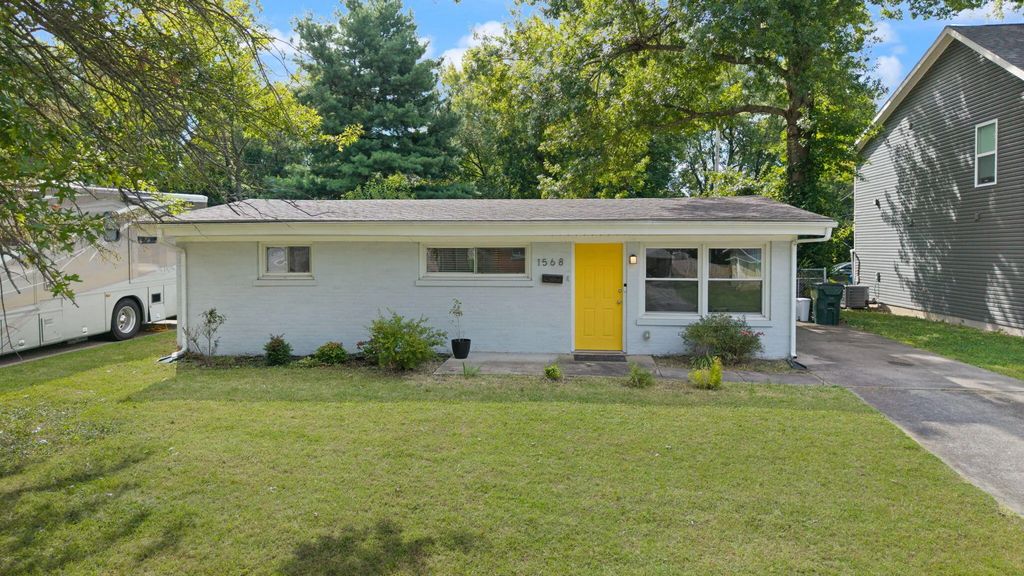 1568 Heron Lane, Lexington