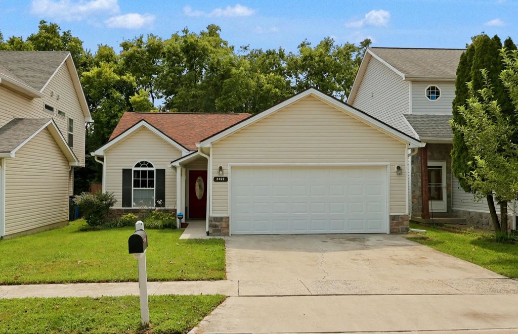 2460 Checkerberry Drive, Lexington
