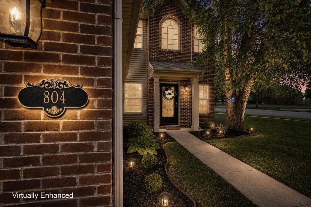804 Winding Oak Trail, Lexington