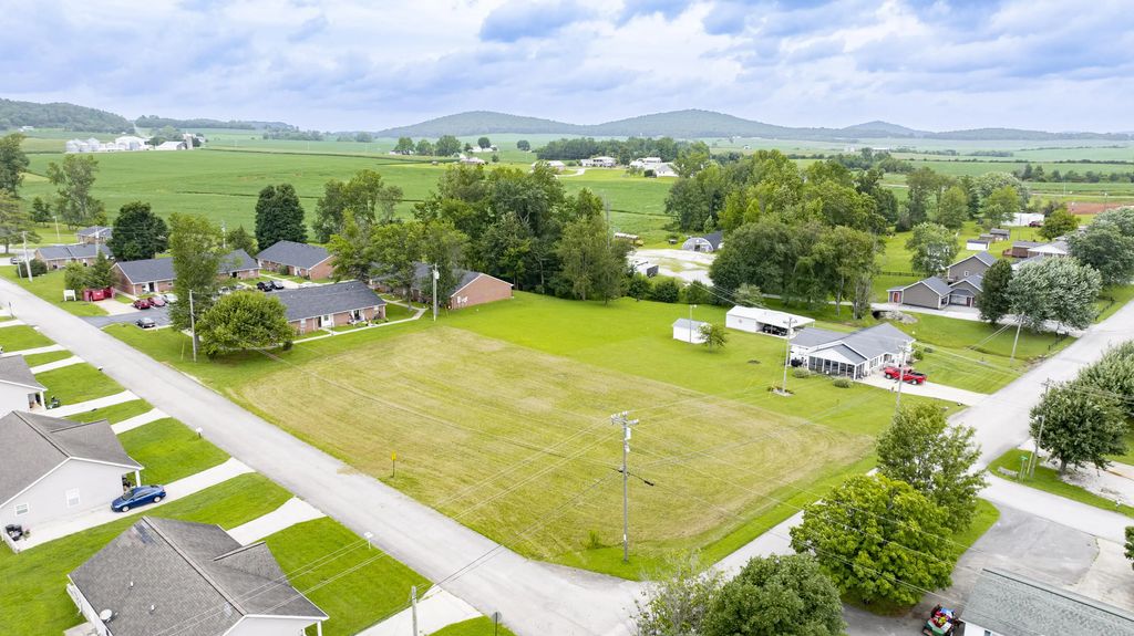 216 West Monticello Subdivision, Monticello