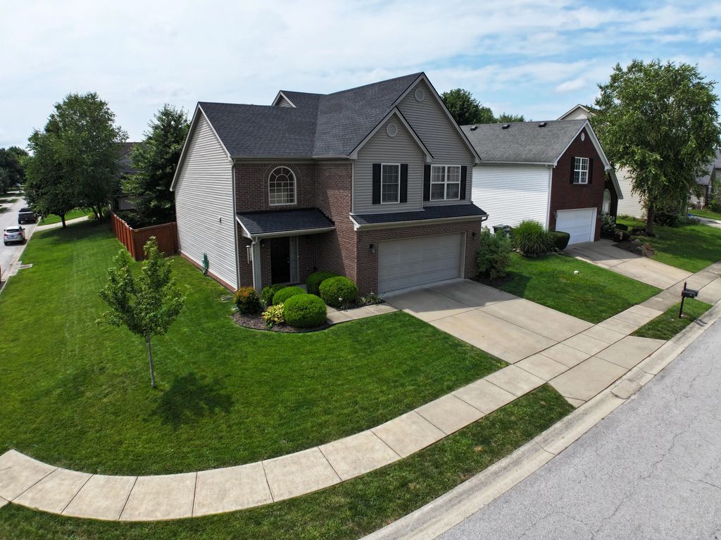 156 Whitman Way, Georgetown