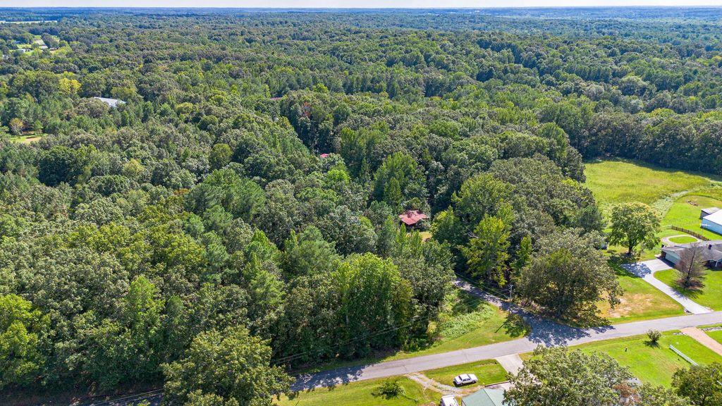 50 Clear Creek Ln Lane, Hardin