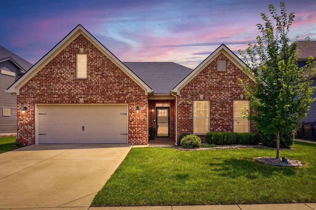 3676 Bay Springs Park, Lexington