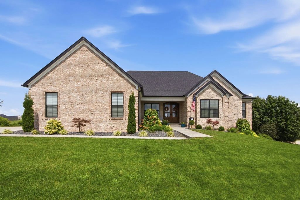4237 Equestrian Way, Richmond