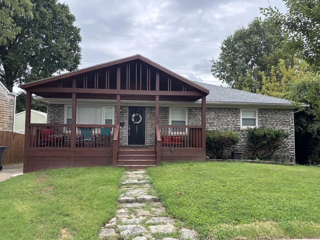 232 St Ann Drive, Lexington