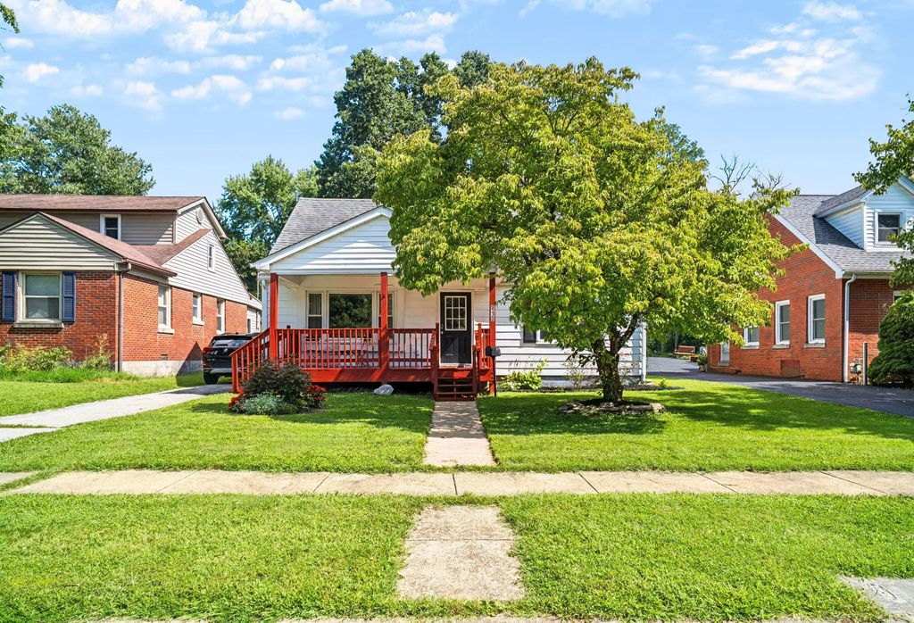 810 Marcellus Drive, Lexington