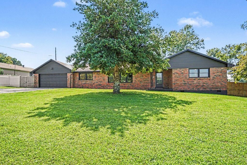 1020 Fogg Pike, Mt Sterling