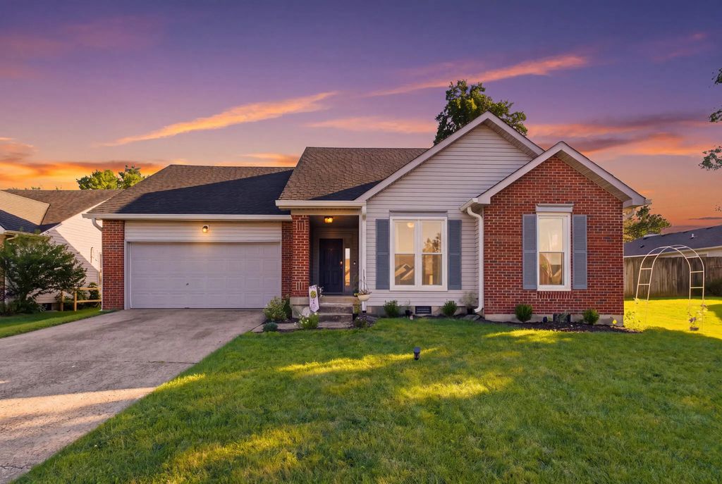 1168 Bay Meadows Drive, Lexington