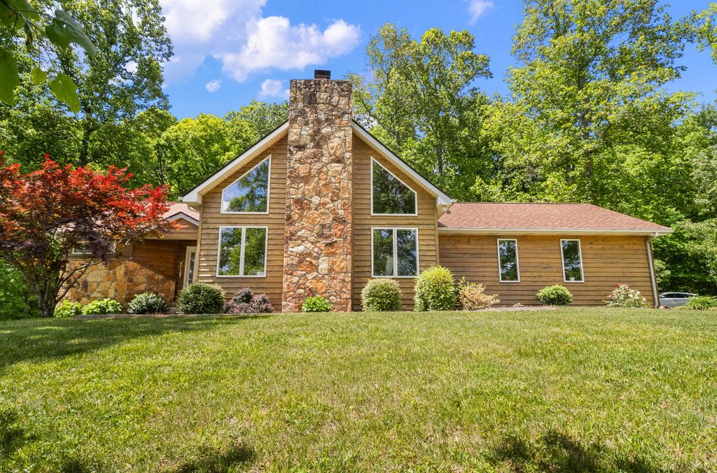 6330 W Laurel Road, London