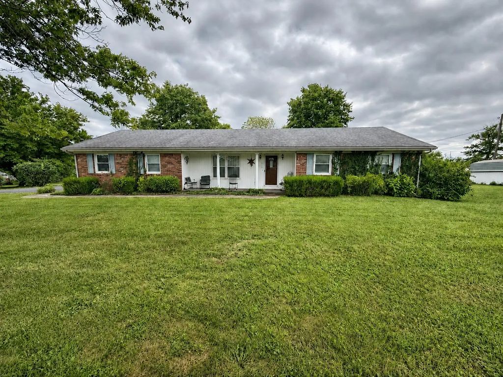 136 Paradise Camp Road, Harrodsburg