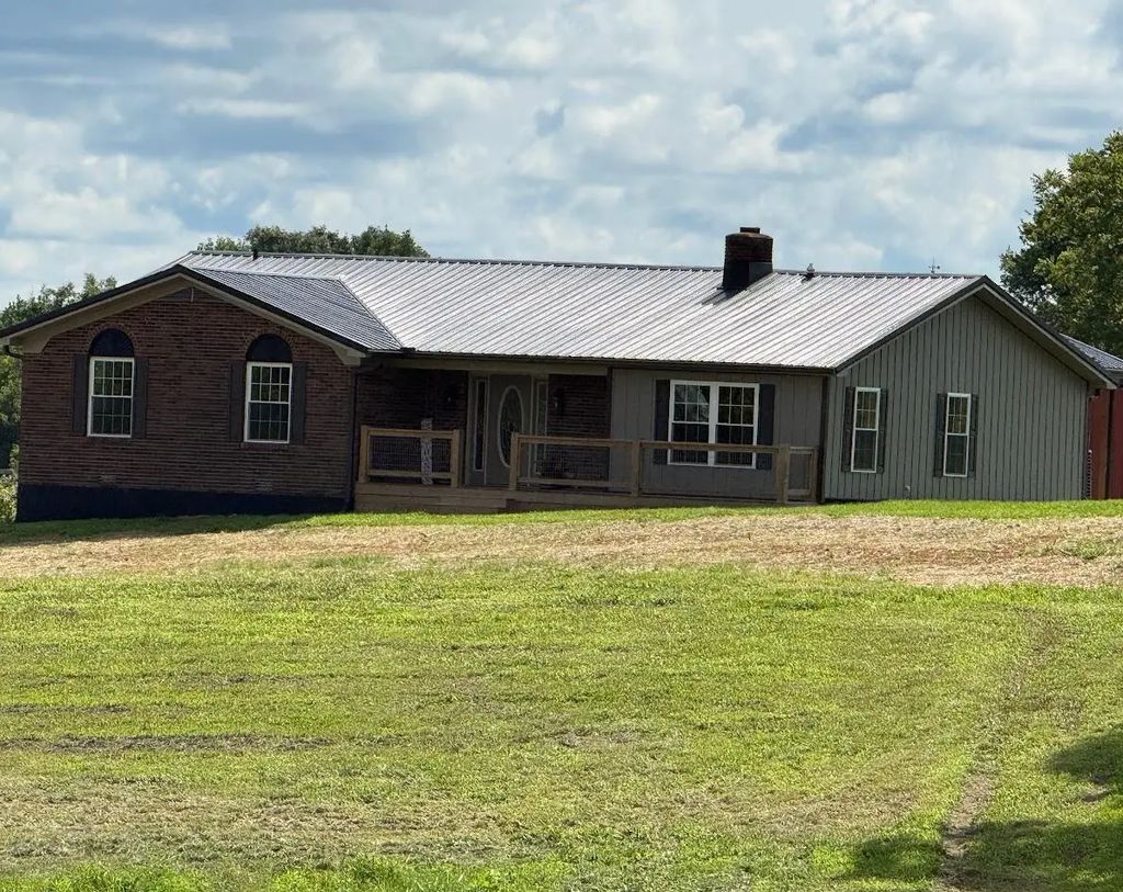 5820 Kentucky 39, Crab Orchard